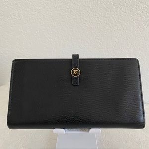 Chanel black leather wallet